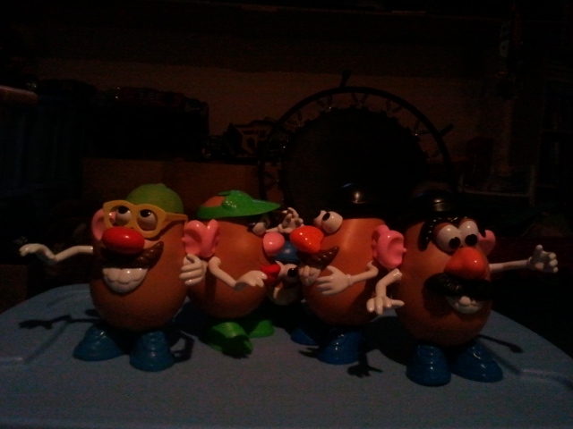 Team Mr. Potato Head or Team Mrs. Potato Head Gender Reveal